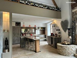 Propriété 285 m² Rancon