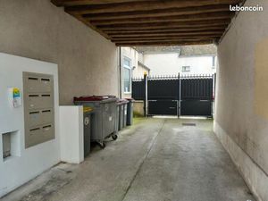 Parking 3 m² Montereau Fault Yonne