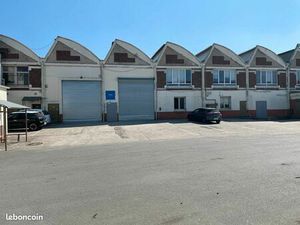 Local d'activité 2 150 m²