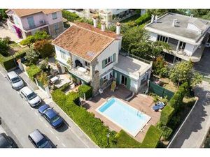 Vente maison 6 pièces 155 m² Antibes (06600)