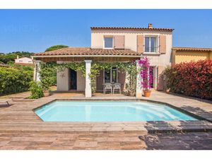 Vente maison 4 pièces 116 m² à La Croix-Valmer (83420)  840 000 €