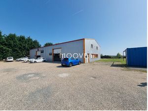 Hangar et Bureaux Pissy Poville 635 m2