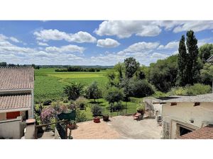 Vente maison 5 pièces 100 m² à Saint-Magne-de-Castillon (33350)  123 000 €