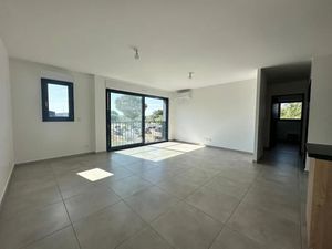 Location appartement 3 pièces 64 m² à Sainte marie la mer (66470)  790 €