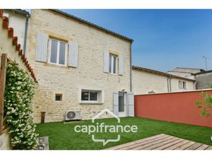 Maison à vendre SAINT JULIEN DE L'ESCAP 4 pièce(s) 86m2 159 900€