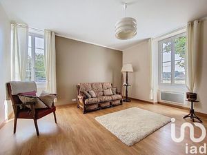 Vente maison 9 pièces 267 m² Saint-Pierre-d'Aurillac (33490)