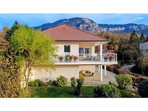 Villa - Pugny Chatenod - 5 pièces - 210 m2 - vue lac