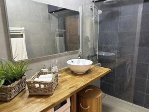 Location meublée appartement 1 pièce 27 m² à Cagnes-sur-Mer (06800)  799 €