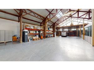 Vente locaux professionnels à Roye (80700)  295 000 €