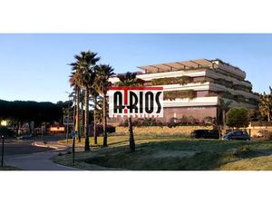 Un ensemble de bureaux neufs de 2 056 m² divisibles à partir de 160 m²