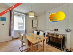 Ensemble immobilier T6 libre et commerce loué