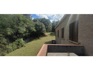 BELLE PROPRIETE A CASTIFAO avec terrain de 2395 m² A 15 min de PONTE LECCIA CORSE