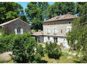 Maison de moulin en bord de rivière pleine de charme – Martho