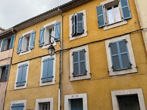 Immeuble T6 près de MEOUNES LES MONTRIEUX à vendre