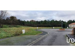 Annonce vente terrain terrain de 1008m2 à Les rairies (49430) - ParuVendu.fr ref 992781005