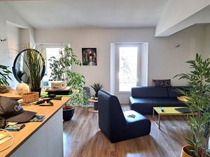 VAR (83) - TOURVES Appartement T3 en duplex entièrement rénové - Beaucoup de charme - A sa