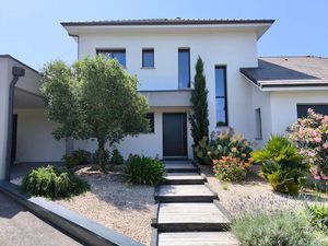 Vente villa 6 pièces 214 m² à Rontignon (64110)  750 000 €