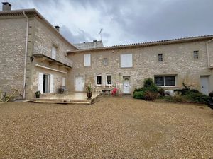 Vente maison 8 pièces 218 m² à Combas (30250)  542 000 €