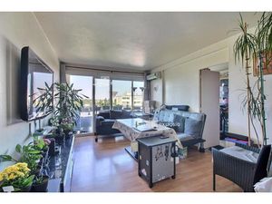 Vente appartement 4 pièces 74 m² à Ris-Orangis (91130)  139 900 €