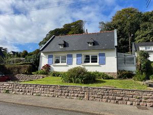 CHARMANTE MAISON MEUBLEE (4 CHAMBRES) - À 2 PAS DU PORT DE