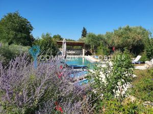 Vente maison 10 pièces 463 m² à Cornillon (30630)  1 295 000 €