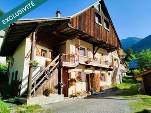 Vente maison 7 pièces 288 m² à Saint-Jean-d'Arves (73530)  579 000 €