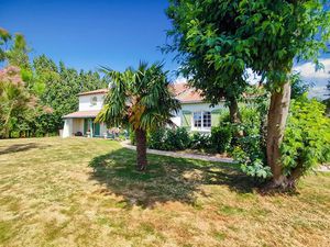 Vente maison 4 pièces 205.5 m² à Saint-Quentin-en-Mauges (49110)  308 000 €