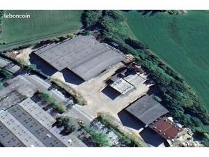 Local 2225 m² Montpezat-de-Quercy