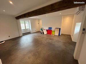 Bureaux 55 m² AUFFAY