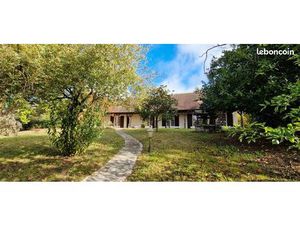 Propriété 8 pièces 210 m²