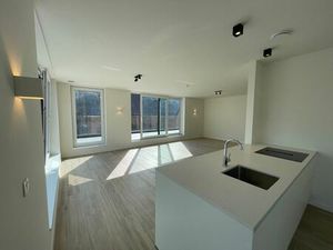 Penthouse neuf  lumineux et spacieux - parking incl.