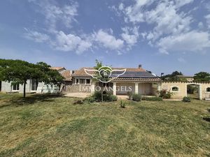 Vente villa 7 pièces 160 m² à Saint-Denis (30500)  299 000 €