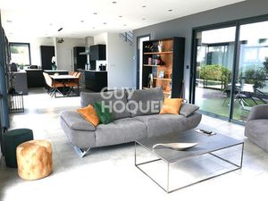 Vente maison 7 pièces 212 m² Saint-Nazaire (66570)