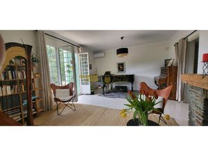 VILLA Construction Traditionnelle 4 FACES T6 AVEC PISCINE SUR 1