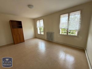 Appartement à vendre 4 pièces 76 m² - Richelieu (37) - 44 900€