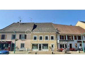 Local d'activités de 144 m² à Saint-Amarin