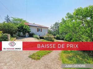 Vente maison 7 pièces 165 m² à Chef-Boutonne (79110)  194 250 €