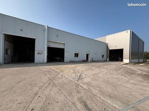 Local logistique 1 525 m²