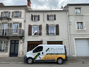 Vente maison 108 m² à Bruyeres (88600)  70 000 €