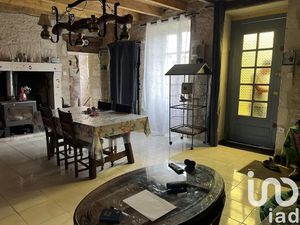 Vente maison 4 pièces 130 m² à Chef-Boutonne (79110)  127 000 €