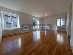 Vente appartement 5 pièces 118 m² à Vire (14500)  186 375 €