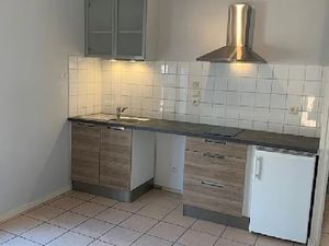 Location appartement 1 pièce 18 m² à Macon (71000)  340 €