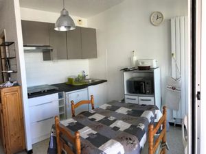 Location meublée appartement 1 pièce 42 m² à Mauguio (34130)  500 €