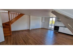 Location appartement 3 pièces 50 m² à Grand-Couronne (76530)  610 €