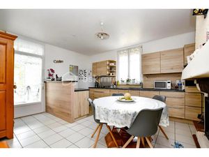 Vente propriété 7 pièces 184 m² à Villotte-devant-Louppy (55250)  220 000 €