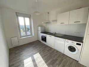 Appartement à louer 2 pièces 39.01 m² - Villers-Semeuse (08) - 490€