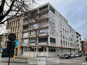 Garagebox te koop in centrum Kortrijk