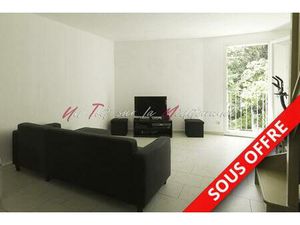 Appartement T3 en Duplex dans une maison de ville de 80m2 à Puget Ville  3 pièces  2 chamb