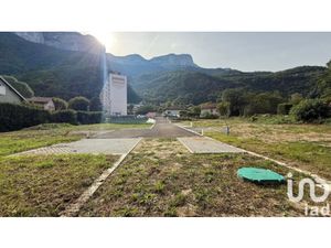 Vente terrain 433 m² à Noyarey (38360)  170 000 €
