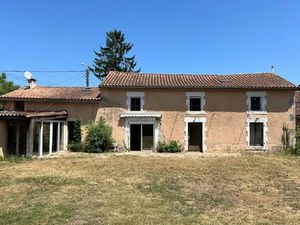 Vente maison 6 pièces 146 m² à Ruffec (16700)  154 250 €